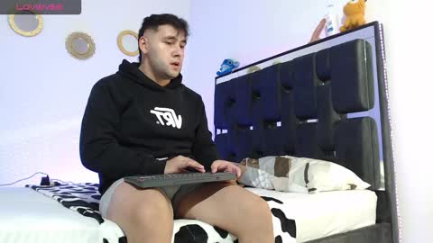 JHOSSUA  VALERIO online show from 02.08.26