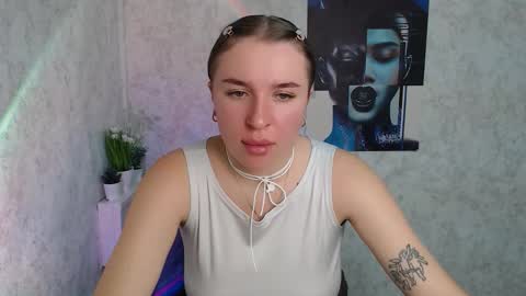 Jolia online show from 10.24.25