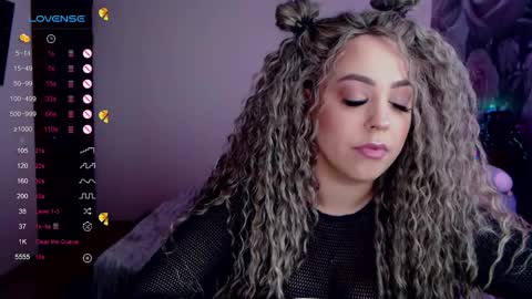 _just_a_queen_3 online show from 01.22.25