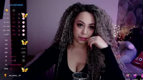 _just_a_queen_3 online show from 02.14.25