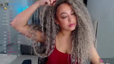 _just_a_queen_3 online show from 10.16.25