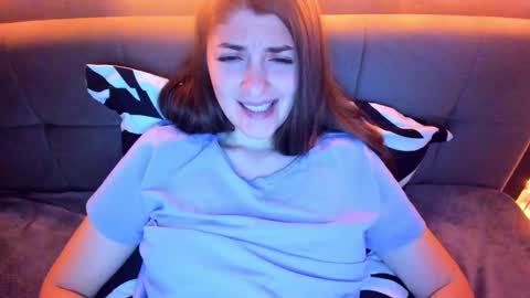 Snapshot of _just_a_simple_girl chatting on 02.25.25 _just_a_simple_girl online show from 02.25.25