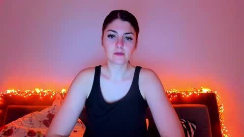 Snapshot of _just_a_simple_girl chatting on 03.07.25 _just_a_simple_girl online show from 03.07.25