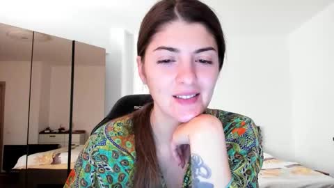 Snapshot of _just_a_simple_girl chatting on 11.03.25 _just_a_simple_girl online show from 11.03.25