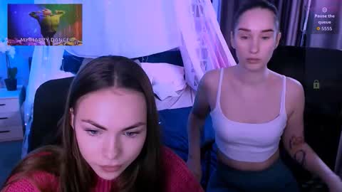 _kellykitten_ online show from 11.25.25