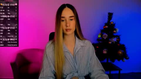 _kellykitten_ online show from 12.17.25