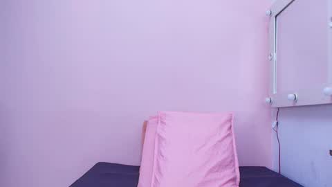 Kendall online show from 09.16.25