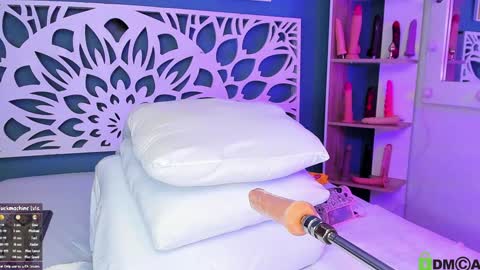 Snapshot of _kheissy_ chatting on 12.07.24 _kheissy_ online show from 12.07.24