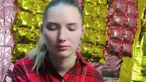 _kikiclark_ online show from 03.13.26