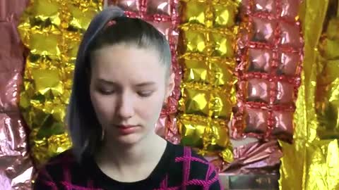 _kikiclark_ online show from 04.09.26