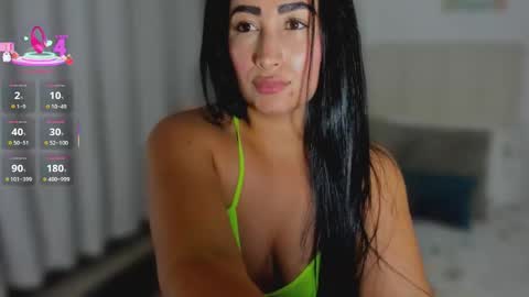 Snapshot of _kimdesire chatting on 10.31.25 Kim online show from 10.31.25