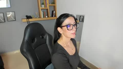 Kiraaaa 0 online show from 04.29.26