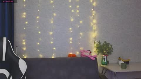 Snapshot of _kirieshka chatting on 02.26.26 Molly Emily online show from 02.26.26