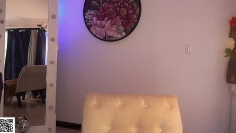 Not on OF Some stuff for sale  online show from 03.08.25