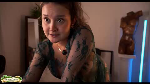 Not on OF Some stuff for sale  online show from 03.18.26