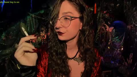 Lady Luna online show from 05.18.26