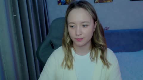 Snapshot of _lalune_ chatting on 01.23.25 _lalune_ online show from 01.23.25