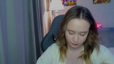 Snapshot of _lalune_ chatting on 02.22.25 _lalune_ online show from 02.22.25