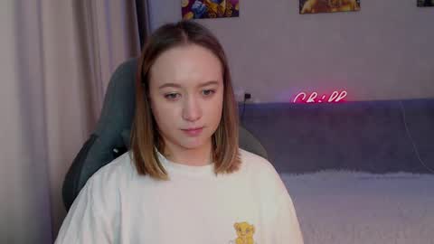Snapshot of _lalune_ chatting on 03.07.25 _lalune_ online show from 03.07.25
