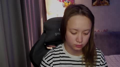 Snapshot of _lalune_ chatting on 09.21.25 _lalune_ online show from 09.21.25