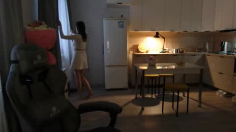 _lalune_ online show from 02.27.26