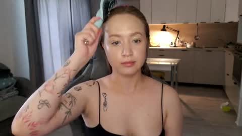 _lalune_ online show from 07.23.26