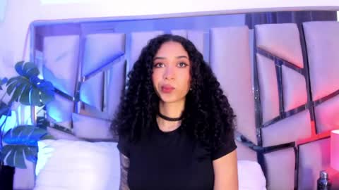 Lanna  online show from 04.27.26