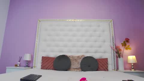 Lena Paul online show from 11.12.25