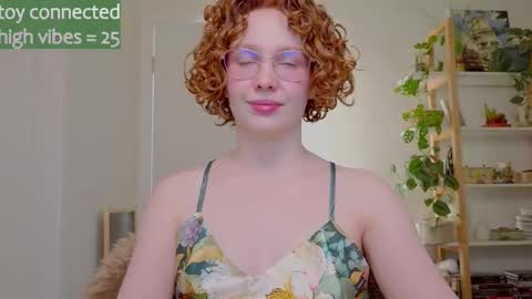Snapshot of _lightmyfire chatting on 09.11.25 Salome Lovense always on from 5 tk My content and your custom requests online show from 09.11.25