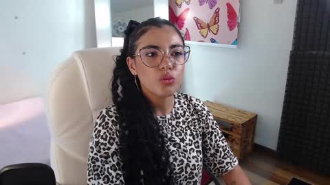 Lili  online show from 01.20.25