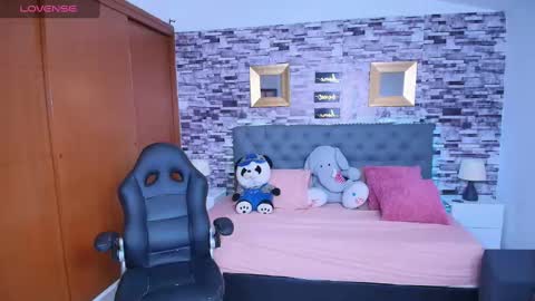 Liily online show from 11.06.25