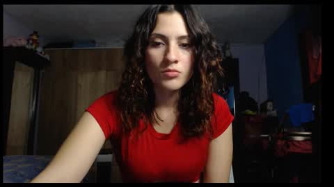 Snapshot of _lindasy_ chatting on 09.22.25 Lindasy online show from 09.22.25