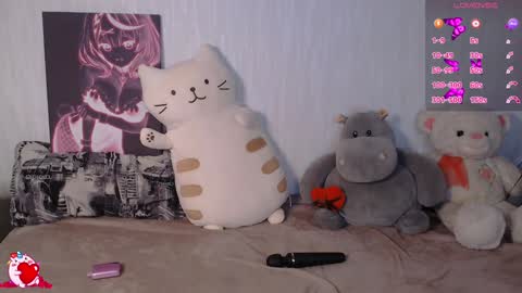 Snapshot of _litle_viola chatting on 02.02.25 Viola online show from 02.02.25