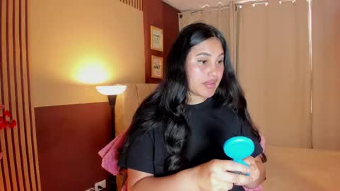 Ivy 3 online show from 03.17.26