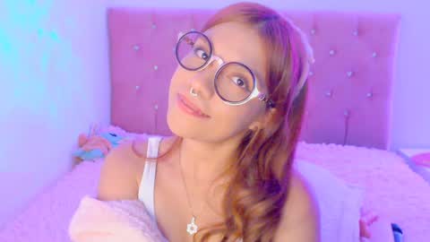 Snapshot of _lloou_ chatting on 01.08.25 Sofia 3 online show from 01.08.25