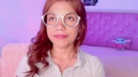 Snapshot of _lloou_ chatting on 01.20.25 Sofia 3 online show from 01.20.25