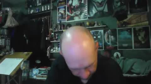 Snapshot of _longfellow chatting on 04.23.26 That guy online show from 04.23.26