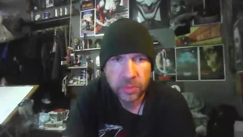 Snapshot of _longfellow chatting on 05.02.26 That guy online show from 05.02.26