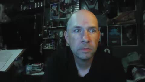Snapshot of _longfellow chatting on 05.05.26 That guy online show from 05.05.26