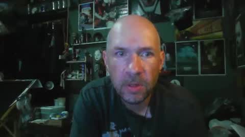 Snapshot of _longfellow chatting on 05.26.26 That guy online show from 05.26.26