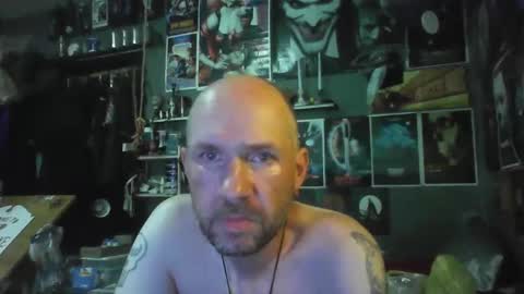 Snapshot of _longfellow chatting on 05.31.26 That guy online show from 05.31.26