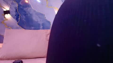 Lorrayne online show from 10.23.25