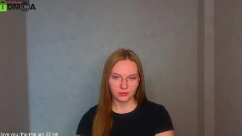 Snapshot of _lysafeta_ chatting on 05.06.26 Welcome guys Pleasure to see you all here My name is Lysafeta and MichaelaTip menu is active Private is open online show from 05.06.26