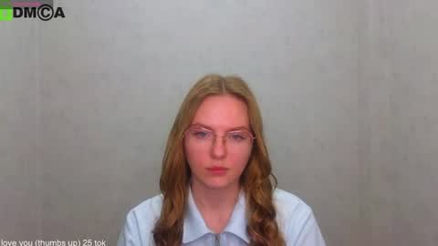 Snapshot of _lysafeta_ chatting on 06.18.26 Welcome guys Pleasure to see you all here My name is Lysafeta and MichaelaTip menu is active Private is open online show from 06.18.26