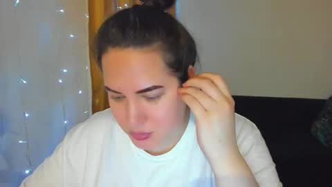 Snapshot of _madalexa_ chatting on 02.01.26 Alexa online show from 02.01.26