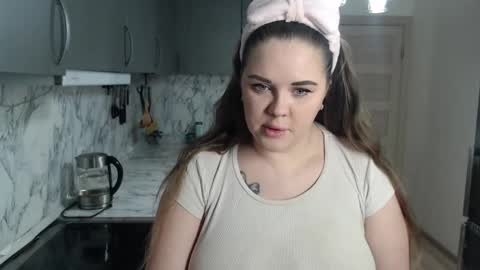 Kate online show from 12.31.24