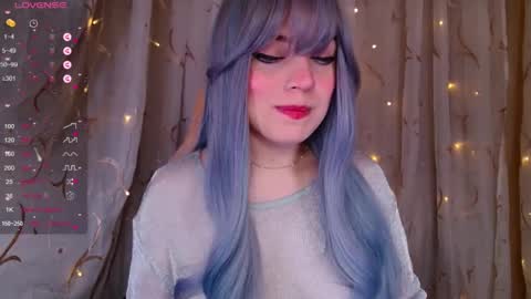 Snapshot of _marcelline_ chatting on 03.04.25 Kira online show from 03.04.25