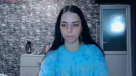  Mari  online show from 03.17.26