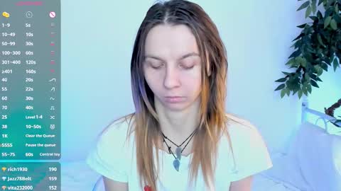 Snapshot of _mari_so chatting on 03.05.26 Scarlett online show from 03.05.26