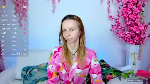 Snapshot of _mari_so chatting on 07.26.26 Scarlett online show from 07.26.26